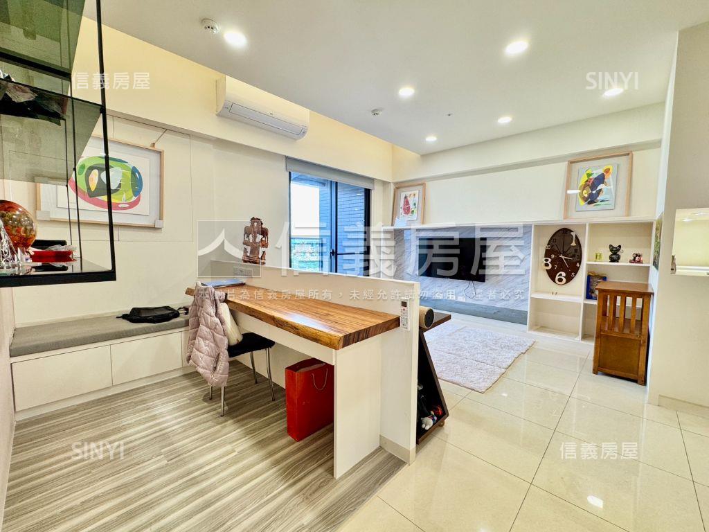 鑫左岸｜市政河景兩房含車房屋室內格局與周邊環境