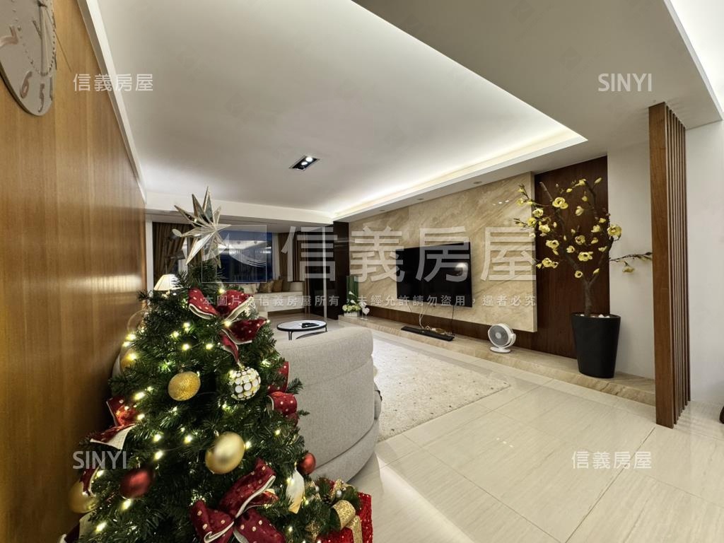 【白金漢宮】精裝三房華廈房屋室內格局與周邊環境