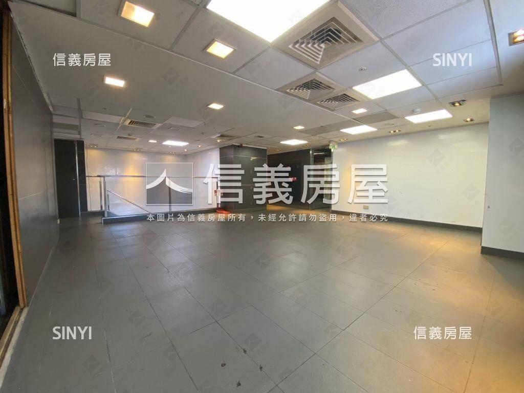 北藝中心對面★三角窗店面房屋室內格局與周邊環境