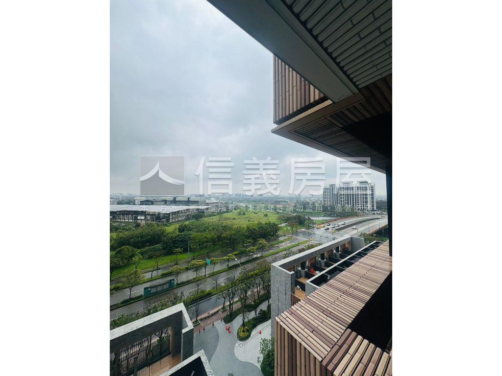 全新美術水公園全兩房平車房屋室內格局與周邊環境