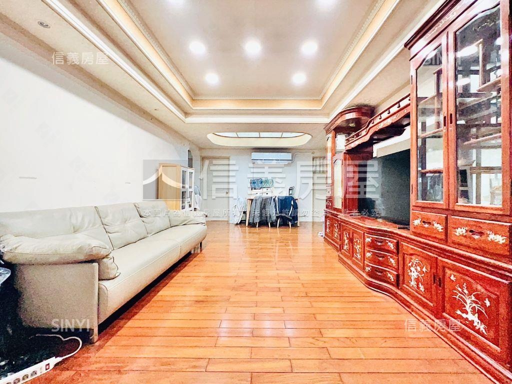 建安邊間公寓四樓房屋室內格局與周邊環境