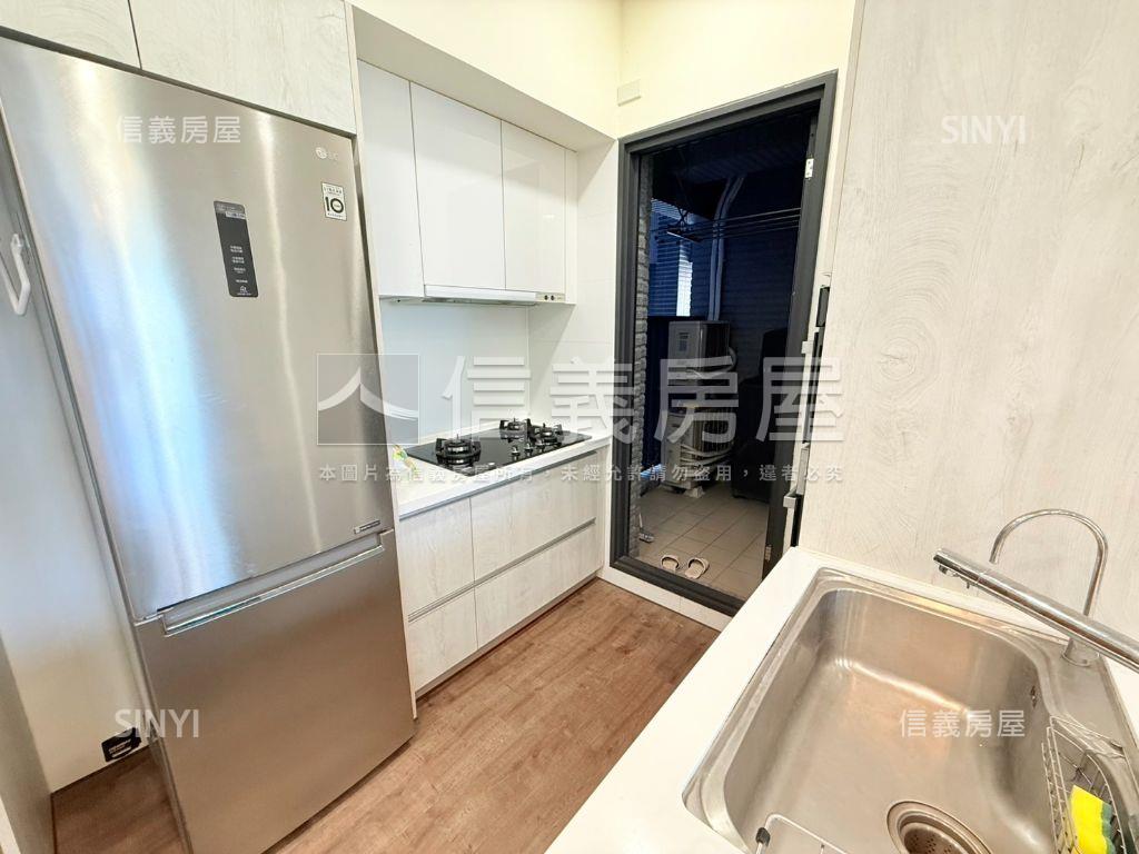 北屯大城建設精裝三房車位房屋室內格局與周邊環境