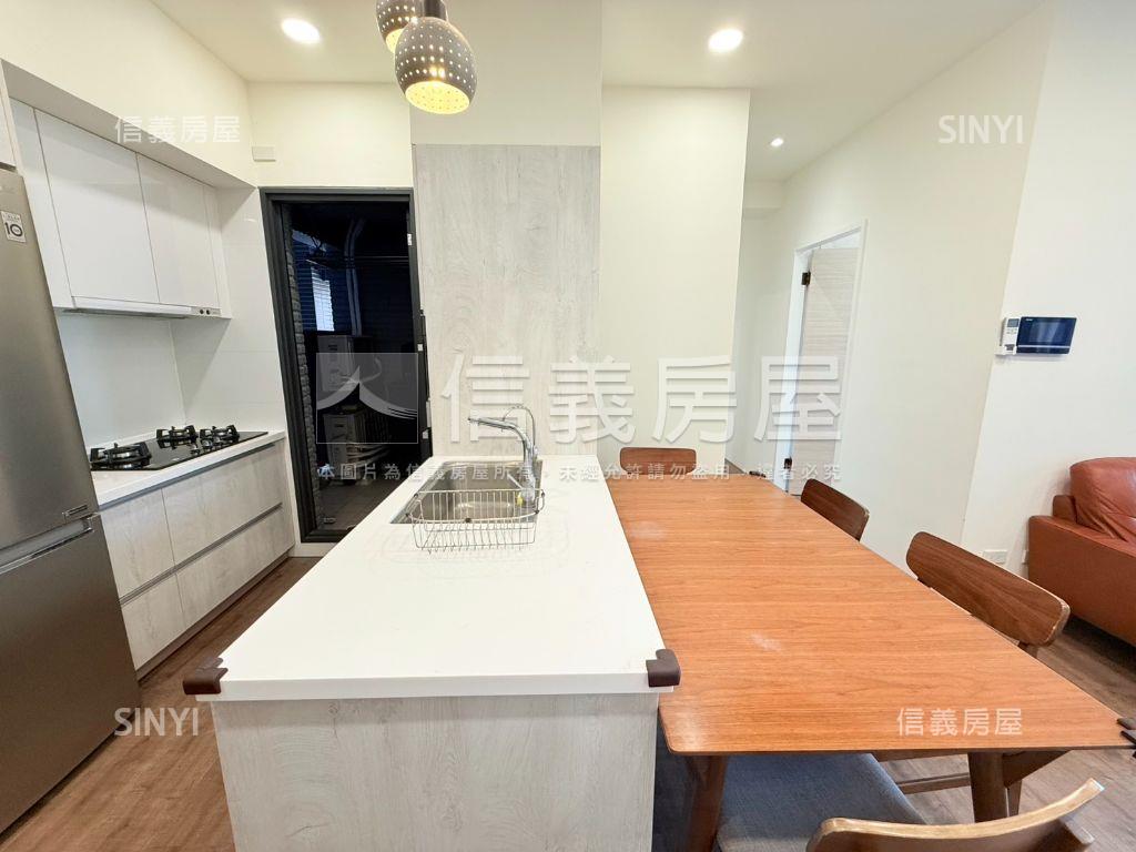 北屯大城建設精裝三房車位房屋室內格局與周邊環境