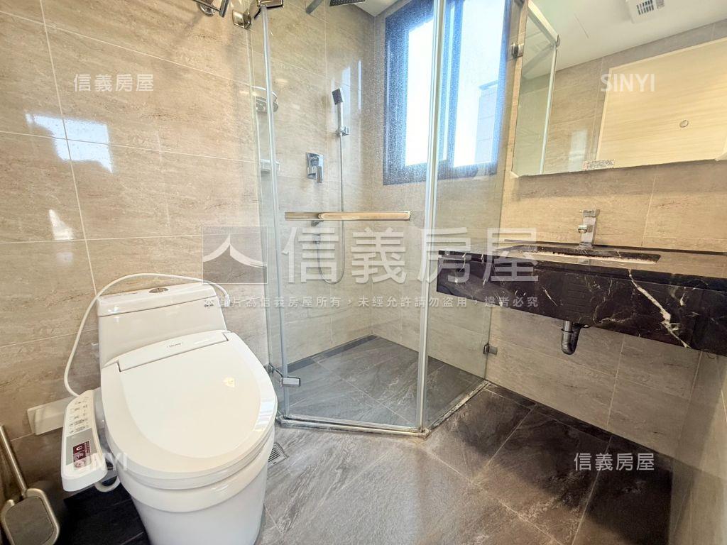 北屯大城建設精裝三房車位房屋室內格局與周邊環境