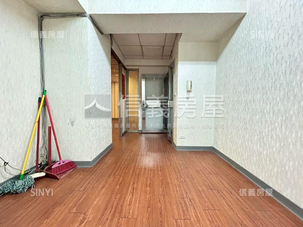 【萬和】坡平住辦大空間房屋室內格局與周邊環境