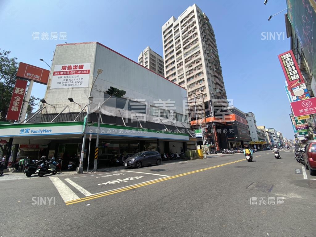 三多商圈正路騎樓漂亮透店房屋室內格局與周邊環境
