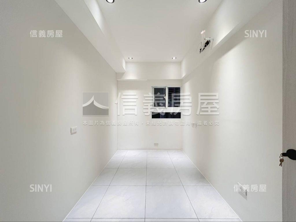 福海街邊間免爬高四房房屋室內格局與周邊環境
