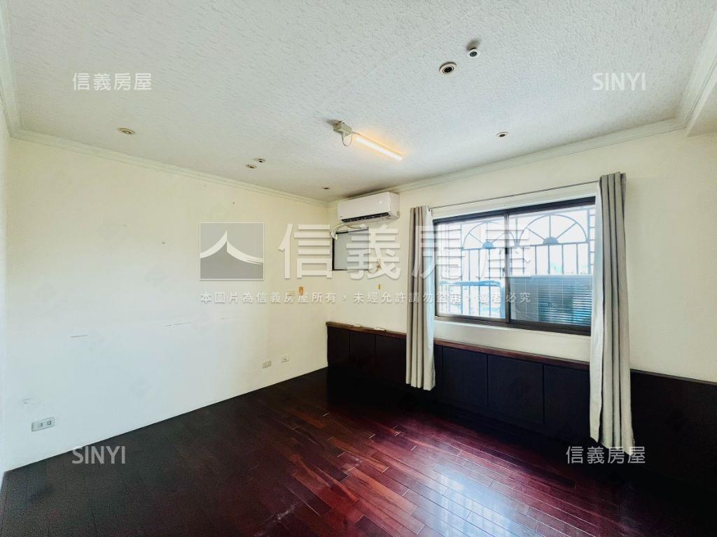 左營鬧中取靜高樓四房平移房屋室內格局與周邊環境