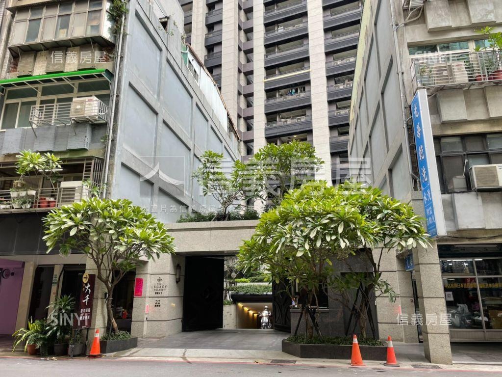 集英平面車位編號15房屋室內格局與周邊環境