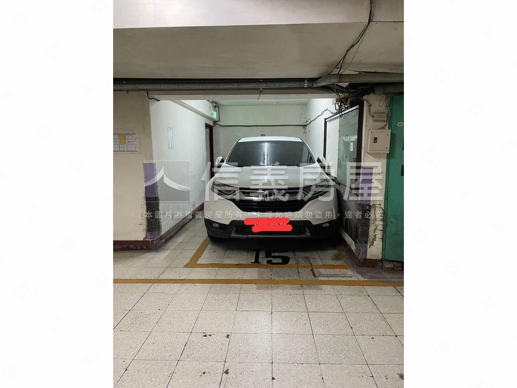 集英平面車位編號15房屋室內格局與周邊環境
