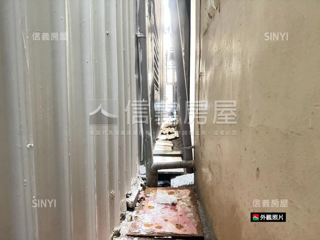 巨蛋裕誠商圈‧透天店住房屋室內格局與周邊環境