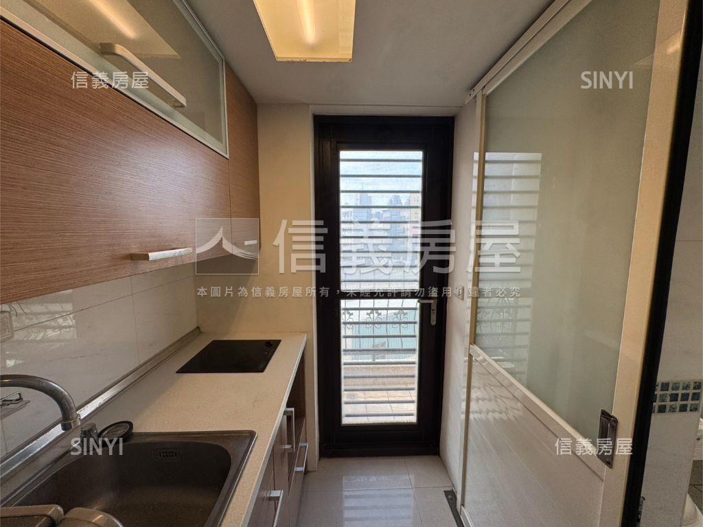 近竹科ＭＯＭＡ時尚會館房屋室內格局與周邊環境