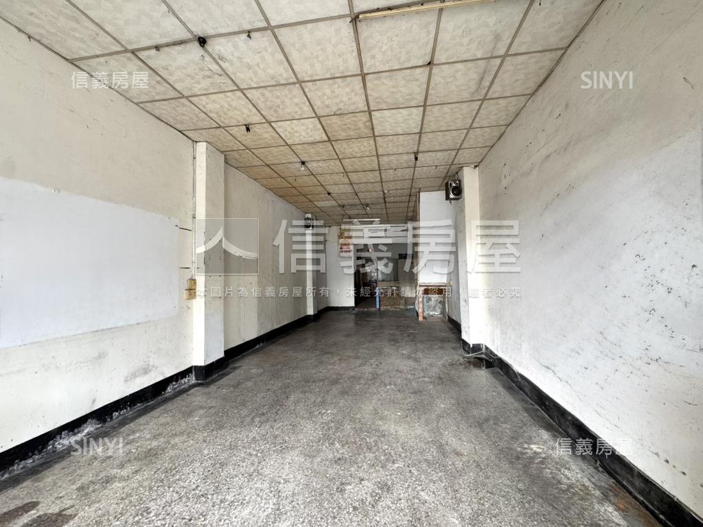 正台中路２５米臨路透店★房屋室內格局與周邊環境