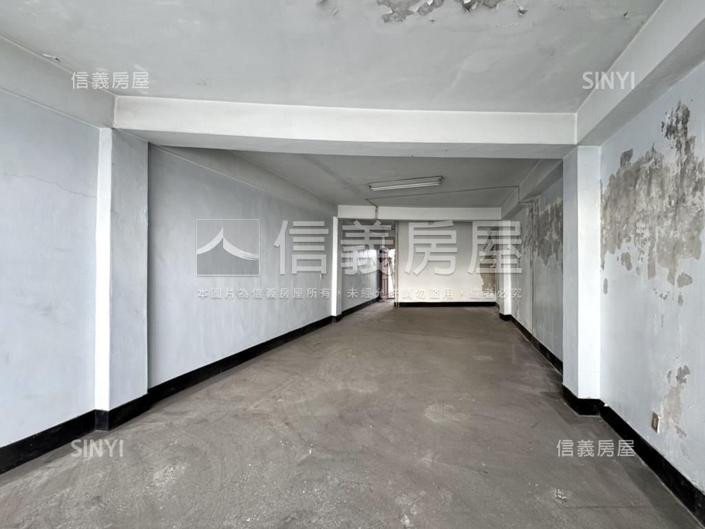 正台中路２５米臨路透店★房屋室內格局與周邊環境
