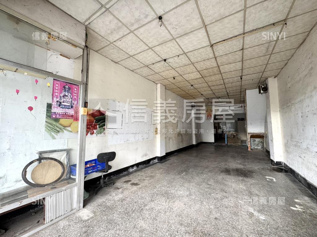 正台中路２５米臨路透店★房屋室內格局與周邊環境