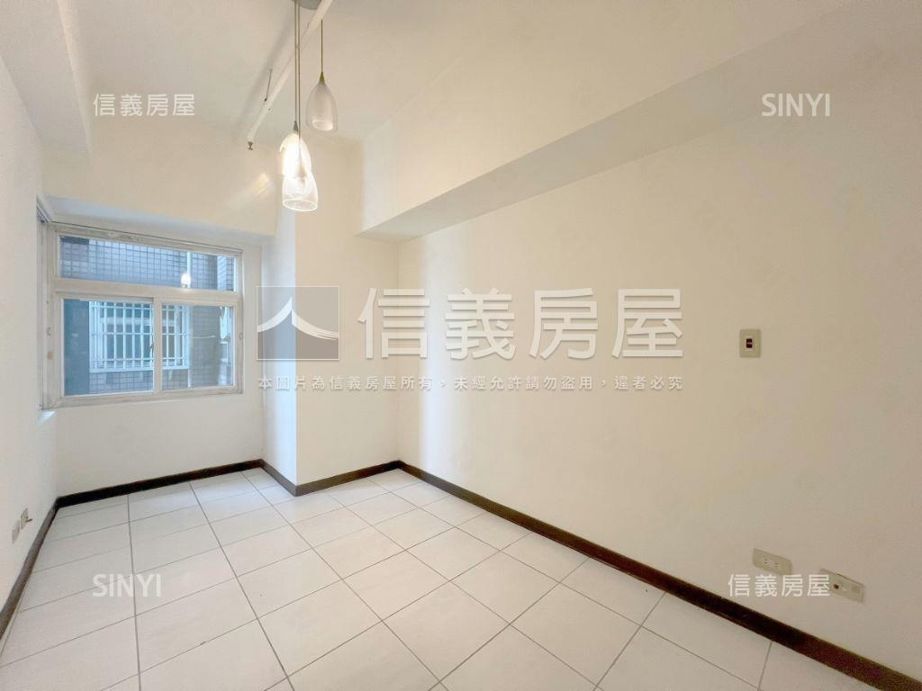 摩天鎮‧靜謐小居房屋室內格局與周邊環境