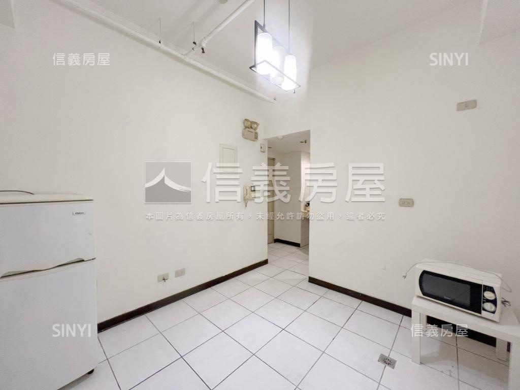 摩天鎮‧靜謐小居房屋室內格局與周邊環境