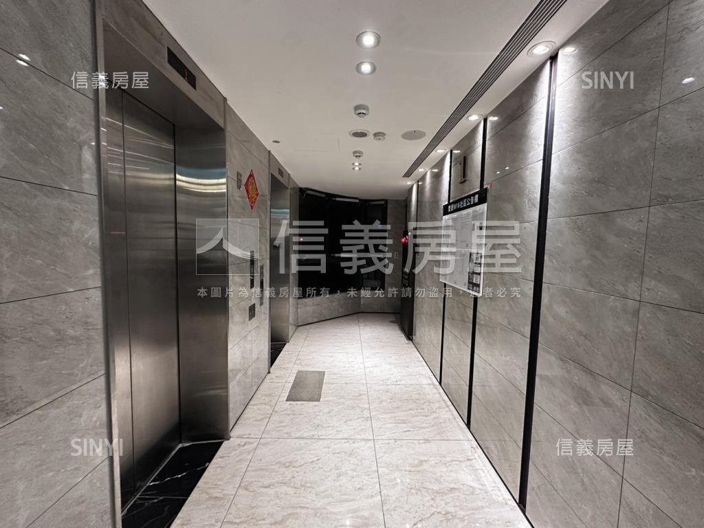 大坪林雙捷ｗｉｎ兩房車位房屋室內格局與周邊環境