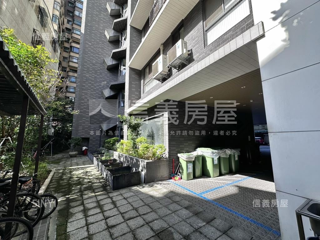 大坪林雙捷ｗｉｎ兩房車位房屋室內格局與周邊環境