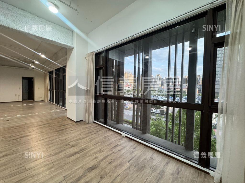 新富邑大空間面中央路房屋室內格局與周邊環境