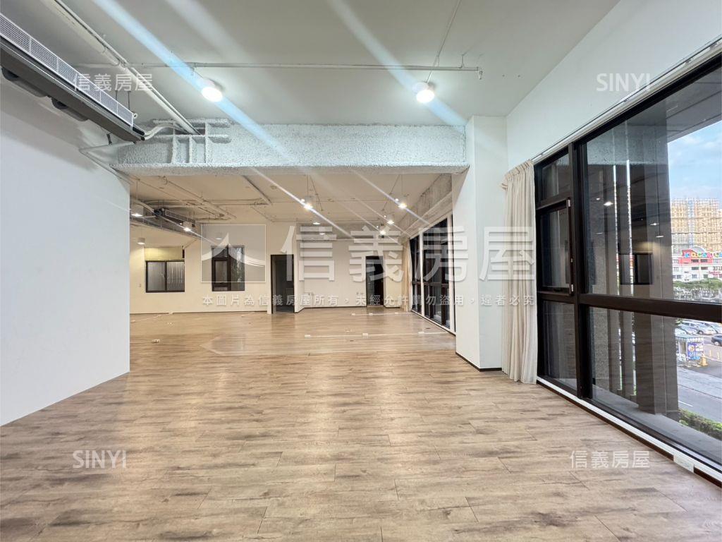 新富邑大空間面中央路房屋室內格局與周邊環境