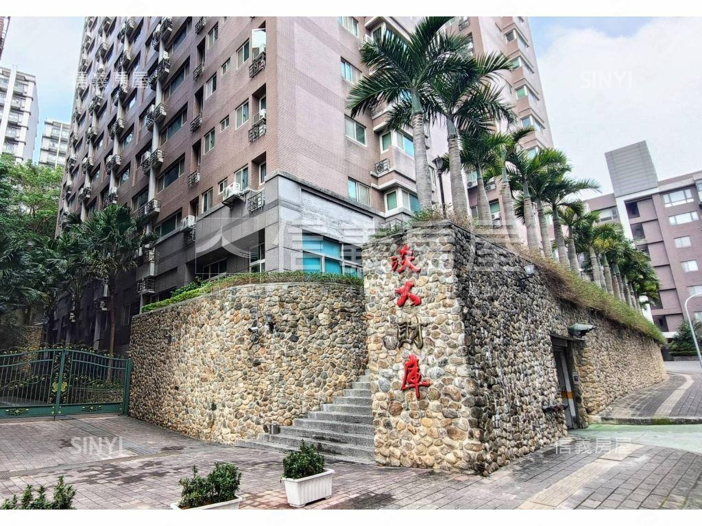淡大財庫次頂樓邊間套房房屋室內格局與周邊環境