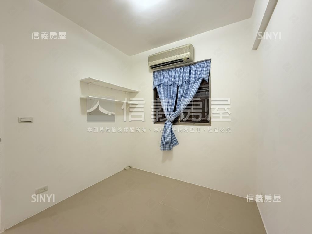 稀有美屋公寓二樓附車位房屋室內格局與周邊環境