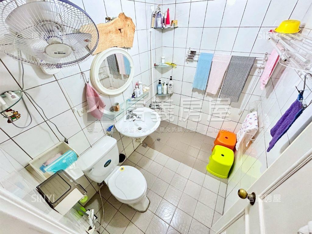 低總價北太平三房車位房屋室內格局與周邊環境