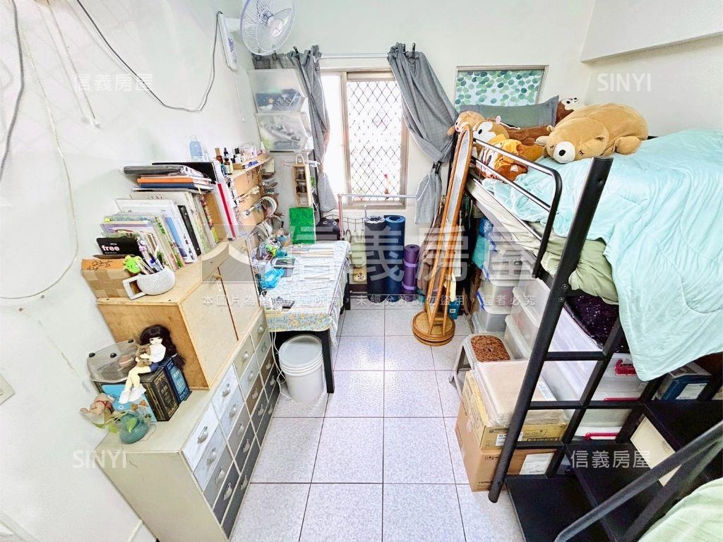 低總價北太平三房車位房屋室內格局與周邊環境