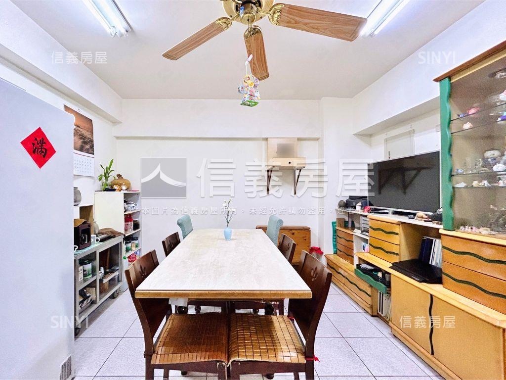 低總價北太平三房車位房屋室內格局與周邊環境