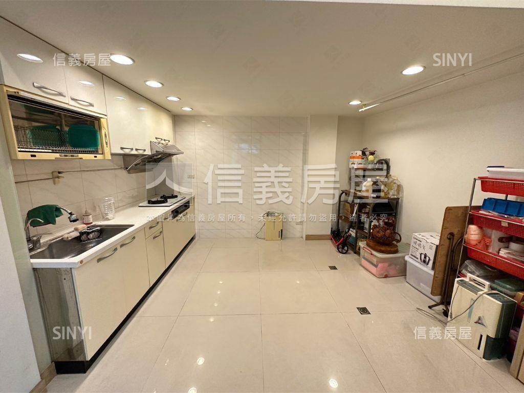 濱湖天尊豪邸有保全房屋室內格局與周邊環境