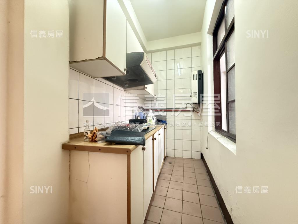 大庄８米面寬透店房屋室內格局與周邊環境