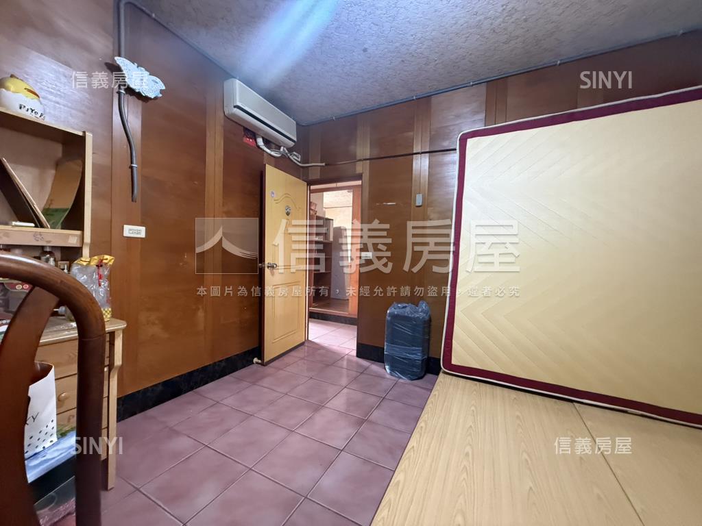 大庄８米面寬透店房屋室內格局與周邊環境