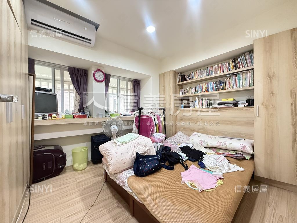 晴光華德．電梯明亮正二房房屋室內格局與周邊環境