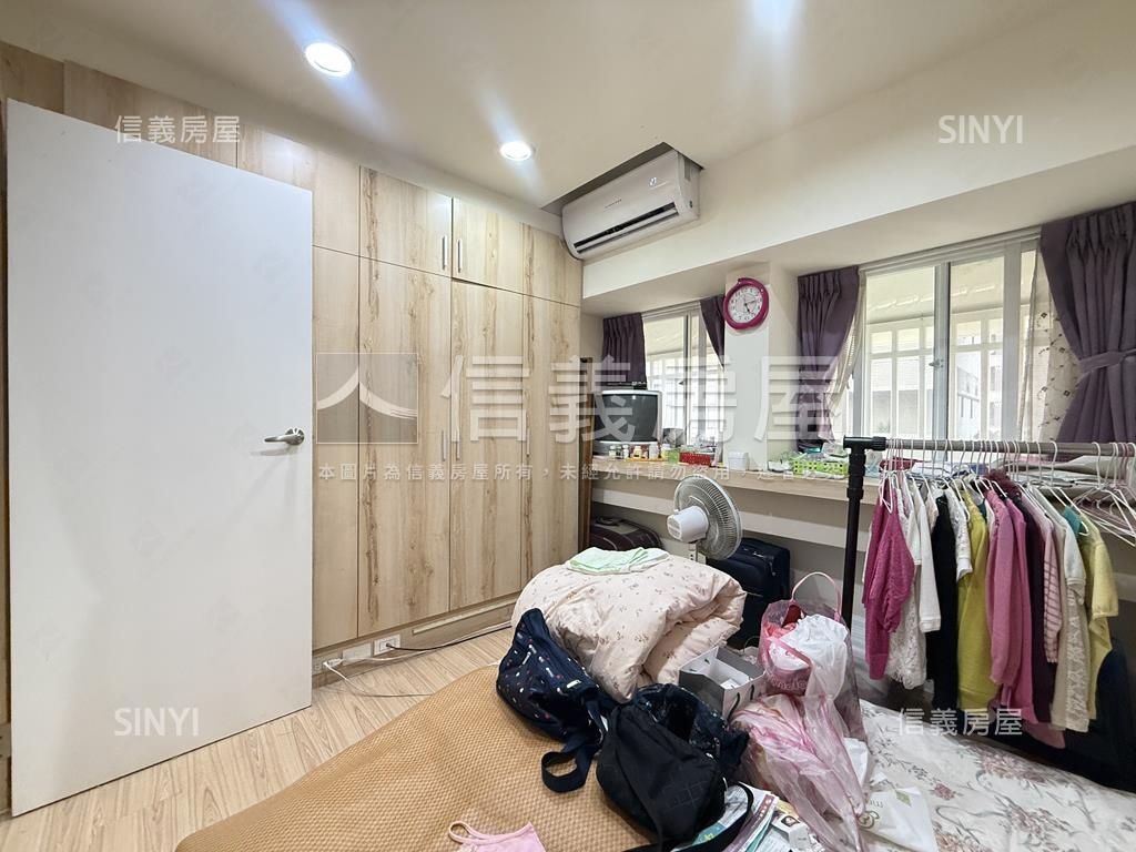 晴光華德．電梯明亮正二房房屋室內格局與周邊環境