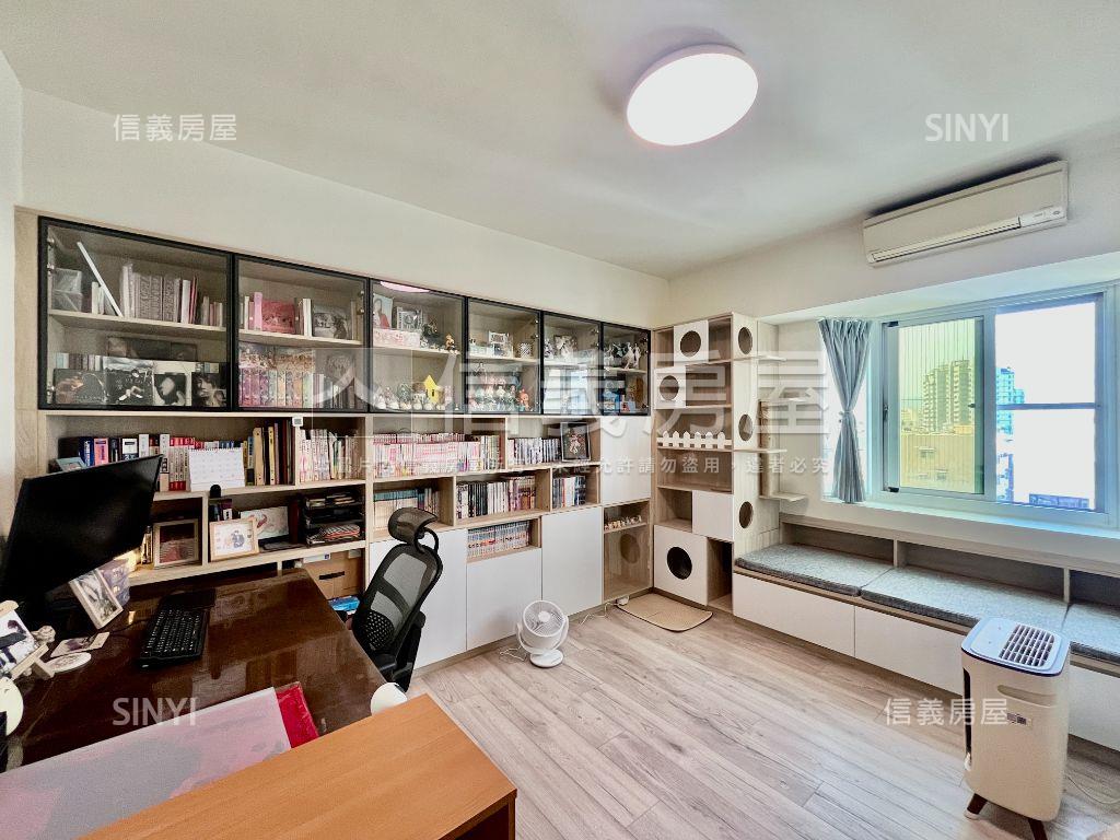 楠梓高樓採光大三房平車房屋室內格局與周邊環境