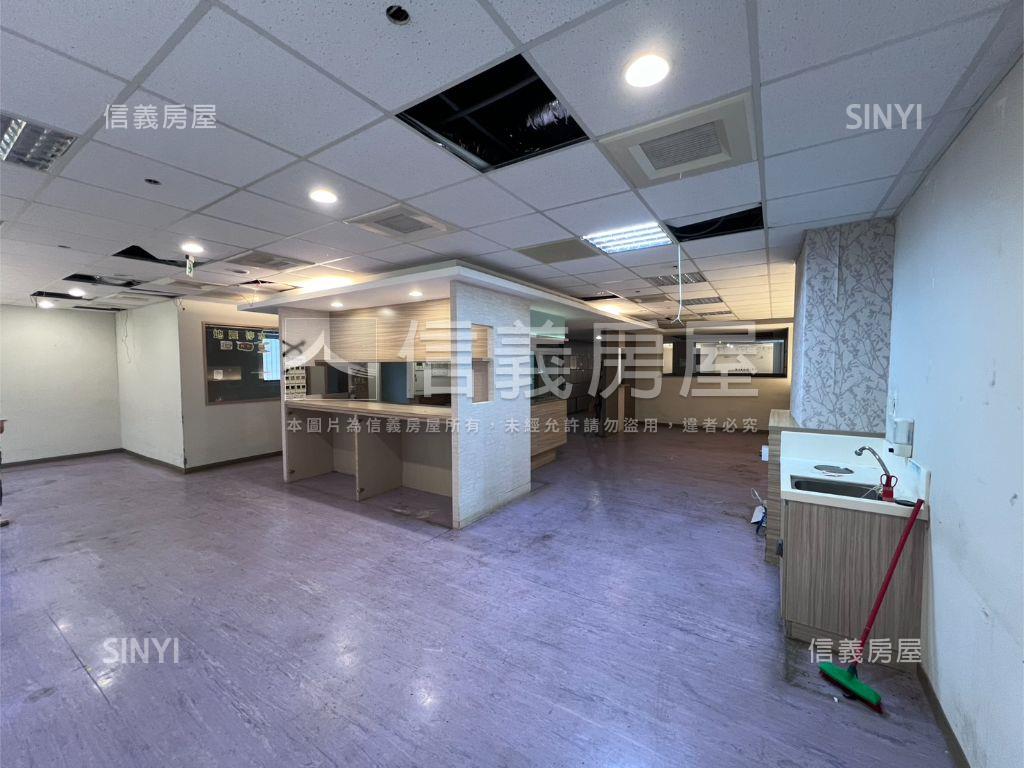 思源路電梯透天房屋室內格局與周邊環境