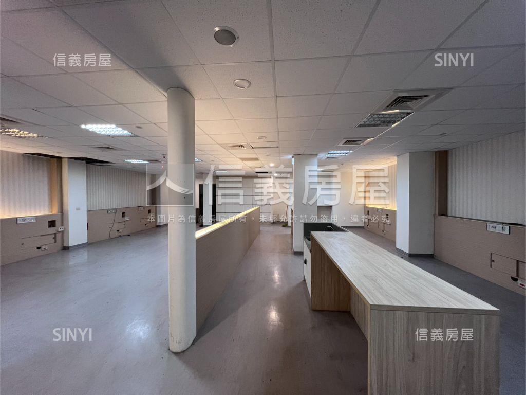 思源路電梯透天房屋室內格局與周邊環境