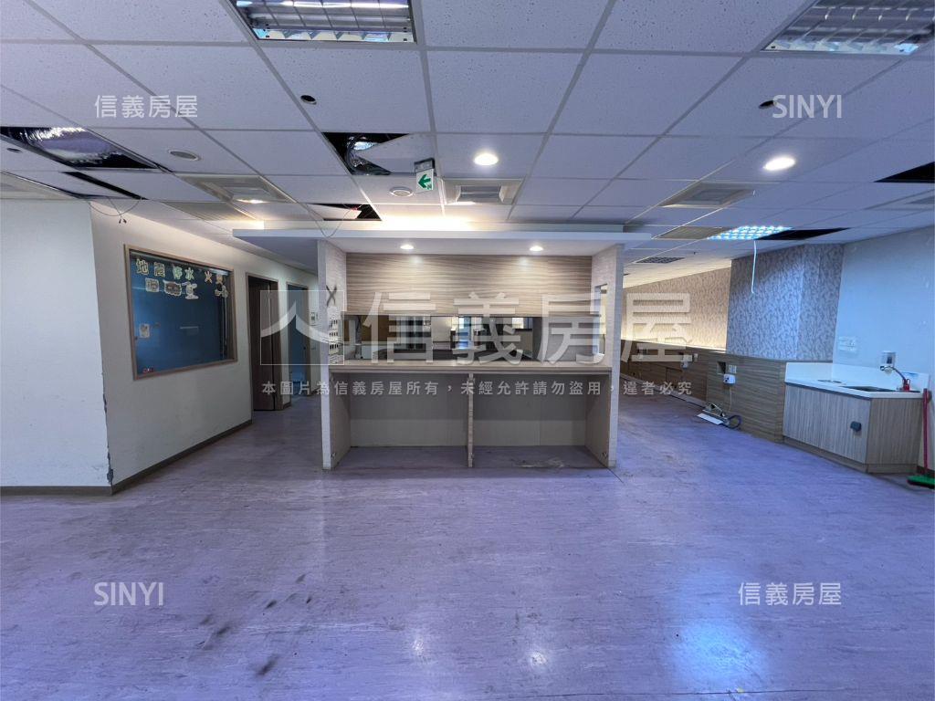 思源路電梯透天房屋室內格局與周邊環境