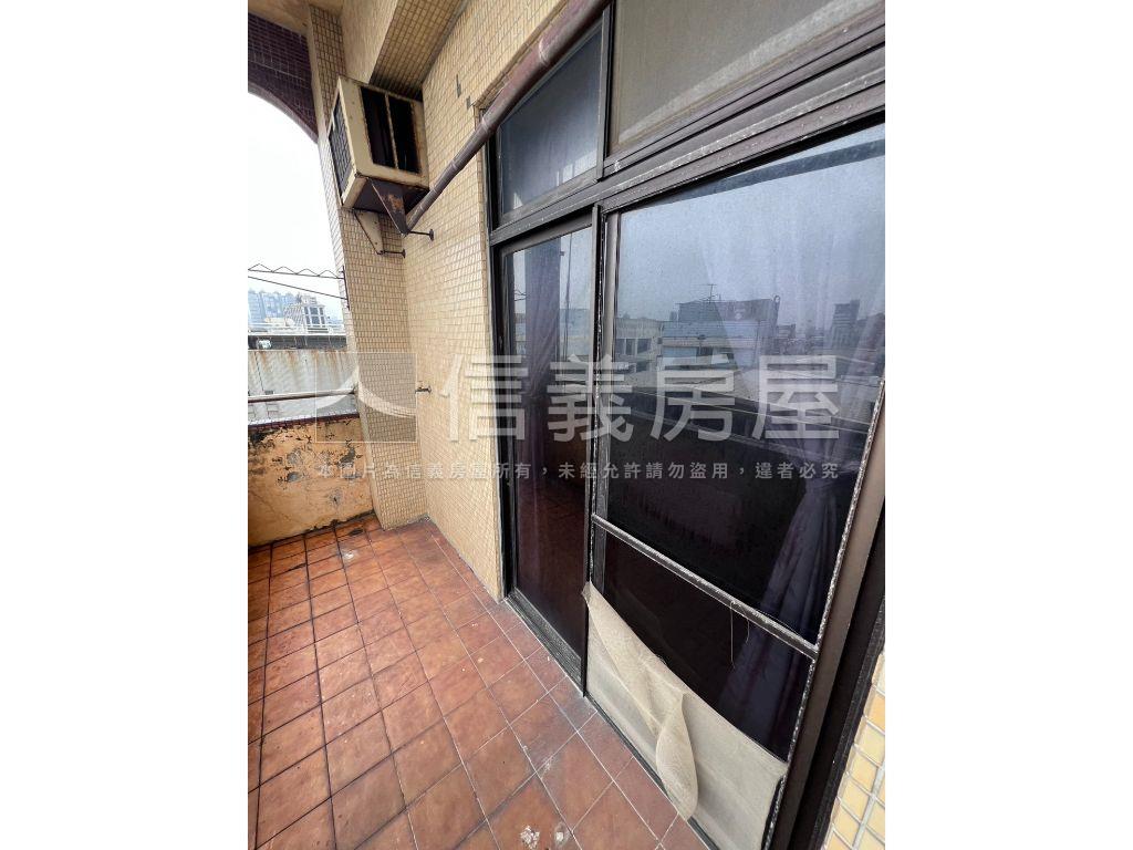 思源路電梯透天房屋室內格局與周邊環境