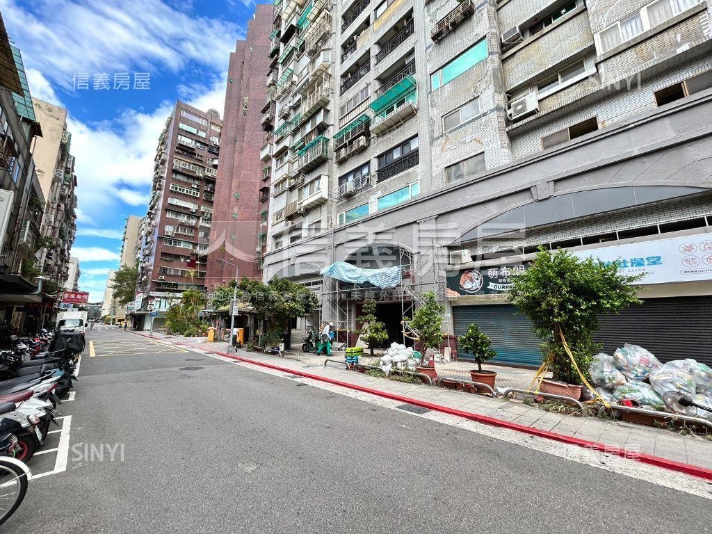 建成花園稀有高樓２房房屋室內格局與周邊環境