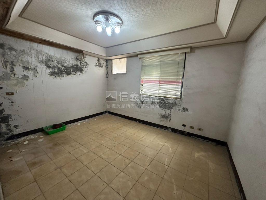 長安稀有低總價三房房屋室內格局與周邊環境