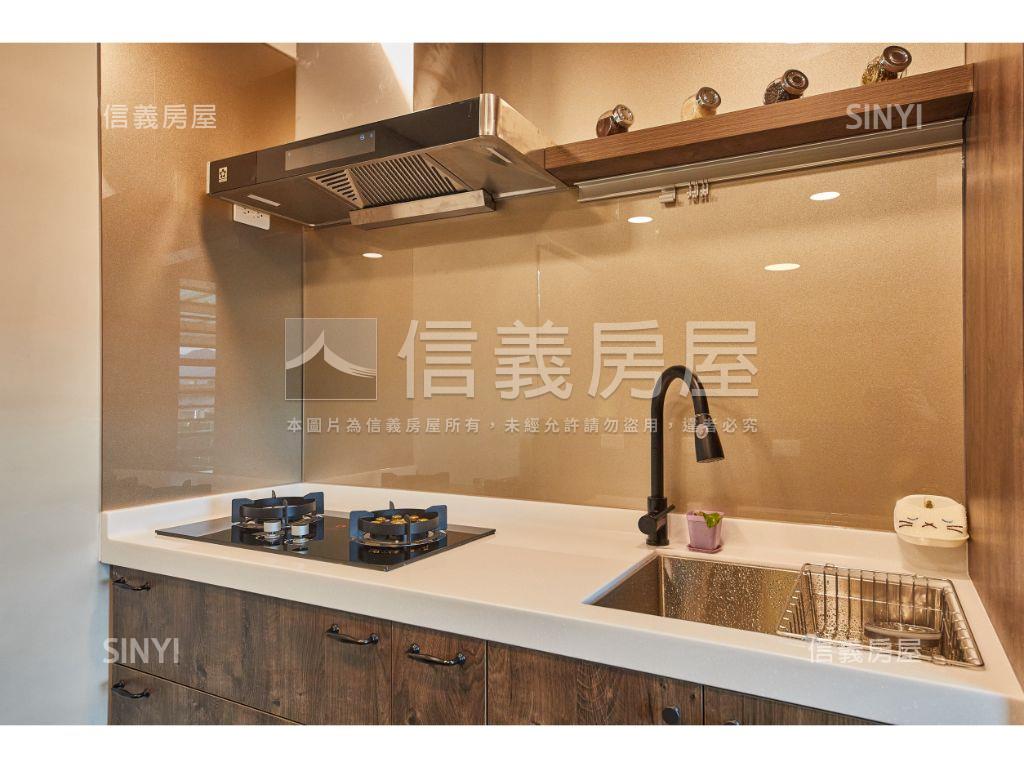 專任●捷運精美裝潢兩房房屋室內格局與周邊環境