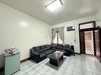 河堤社區稀有美別墅