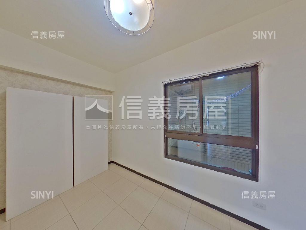 鼎藏晶華稀有朝南三房車位房屋室內格局與周邊環境