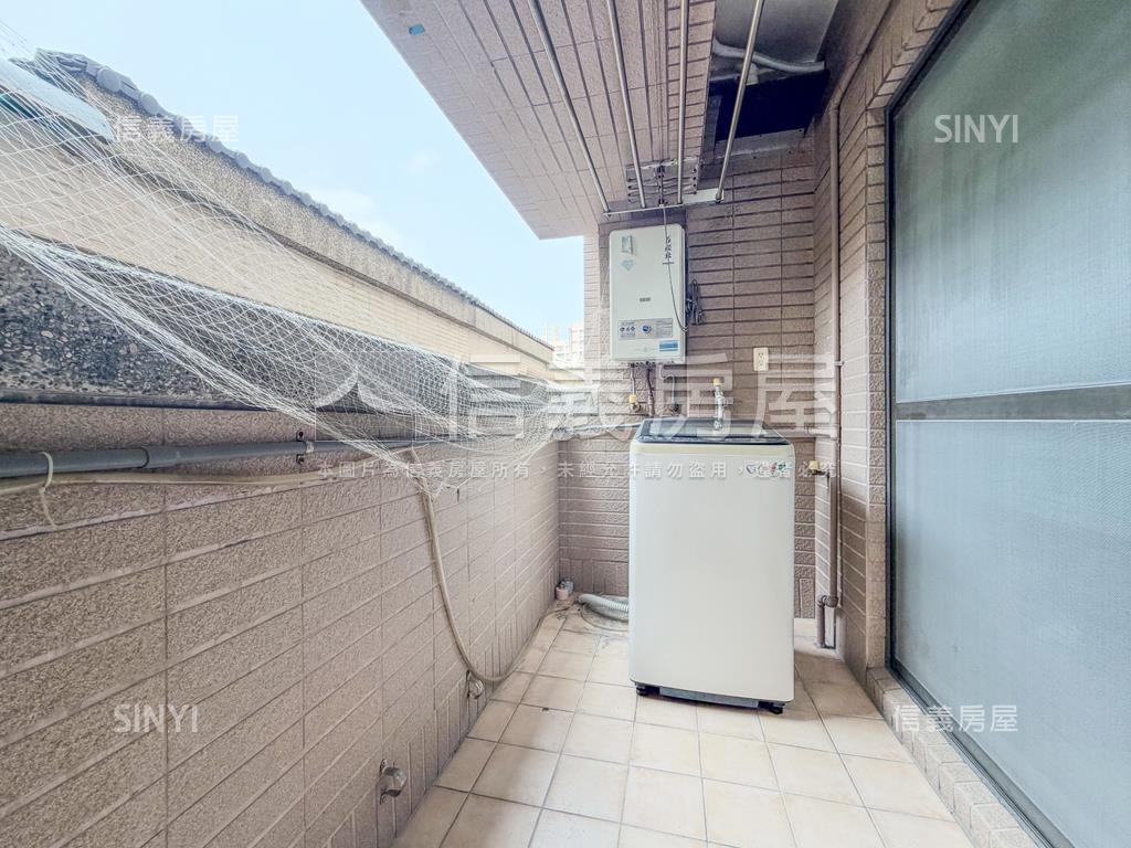 美術館成家採光美二房房屋室內格局與周邊環境