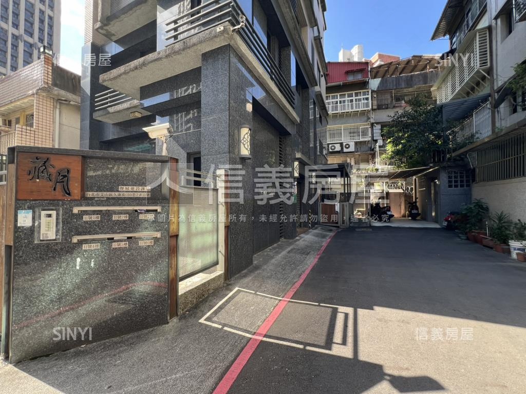 未來捷運久康街兩房雙車位房屋室內格局與周邊環境