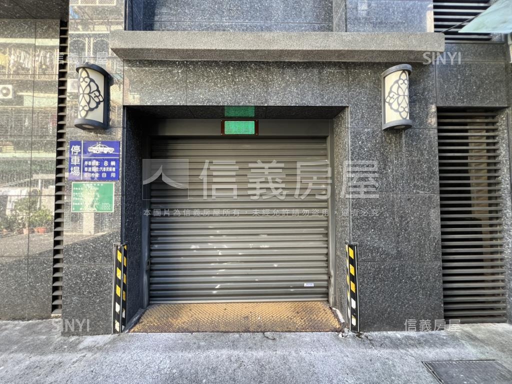 未來捷運久康街兩房雙車位房屋室內格局與周邊環境