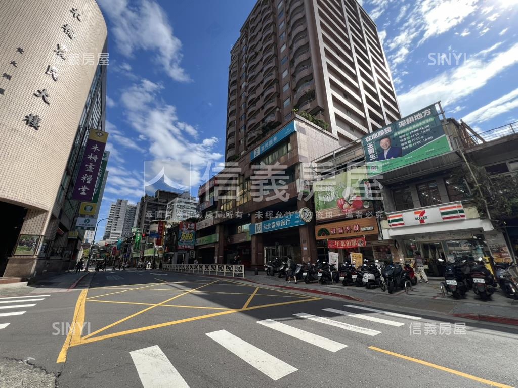 未來捷運久康街兩房雙車位房屋室內格局與周邊環境