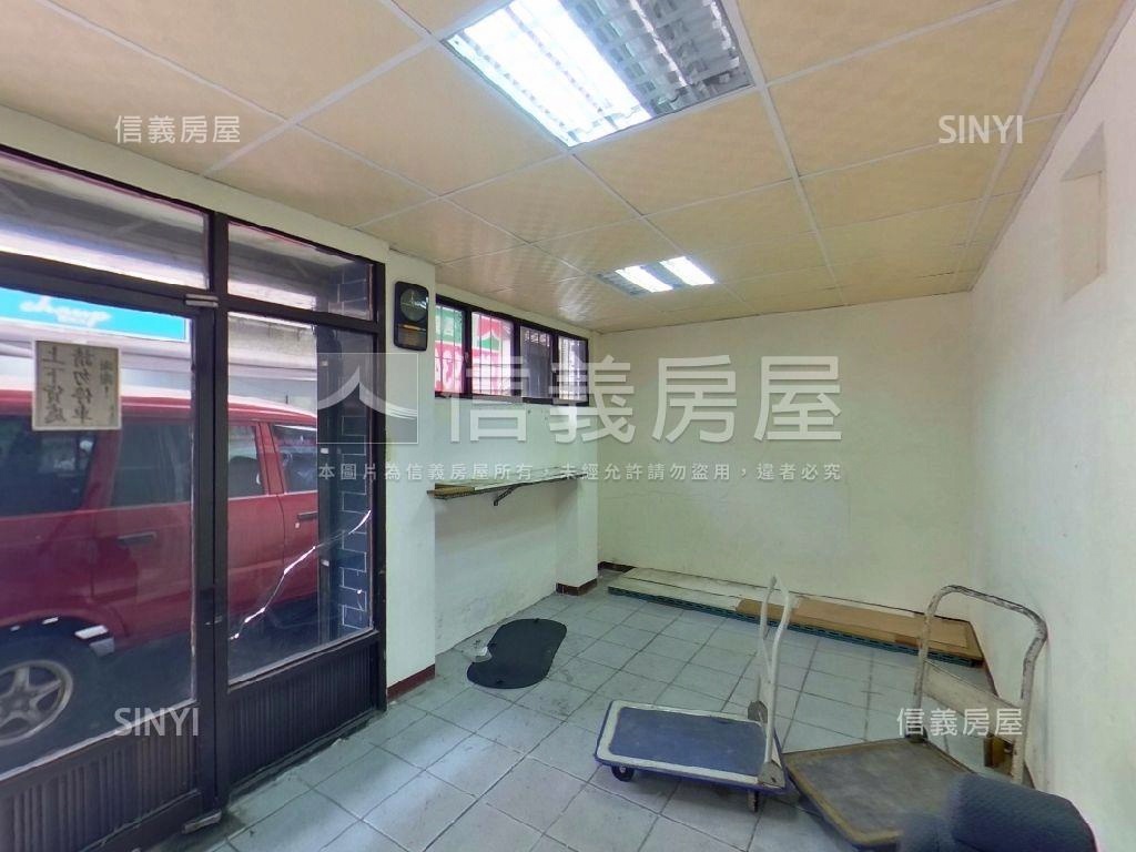 ✿轉角窗隔壁１Ｆ也不錯✿房屋室內格局與周邊環境